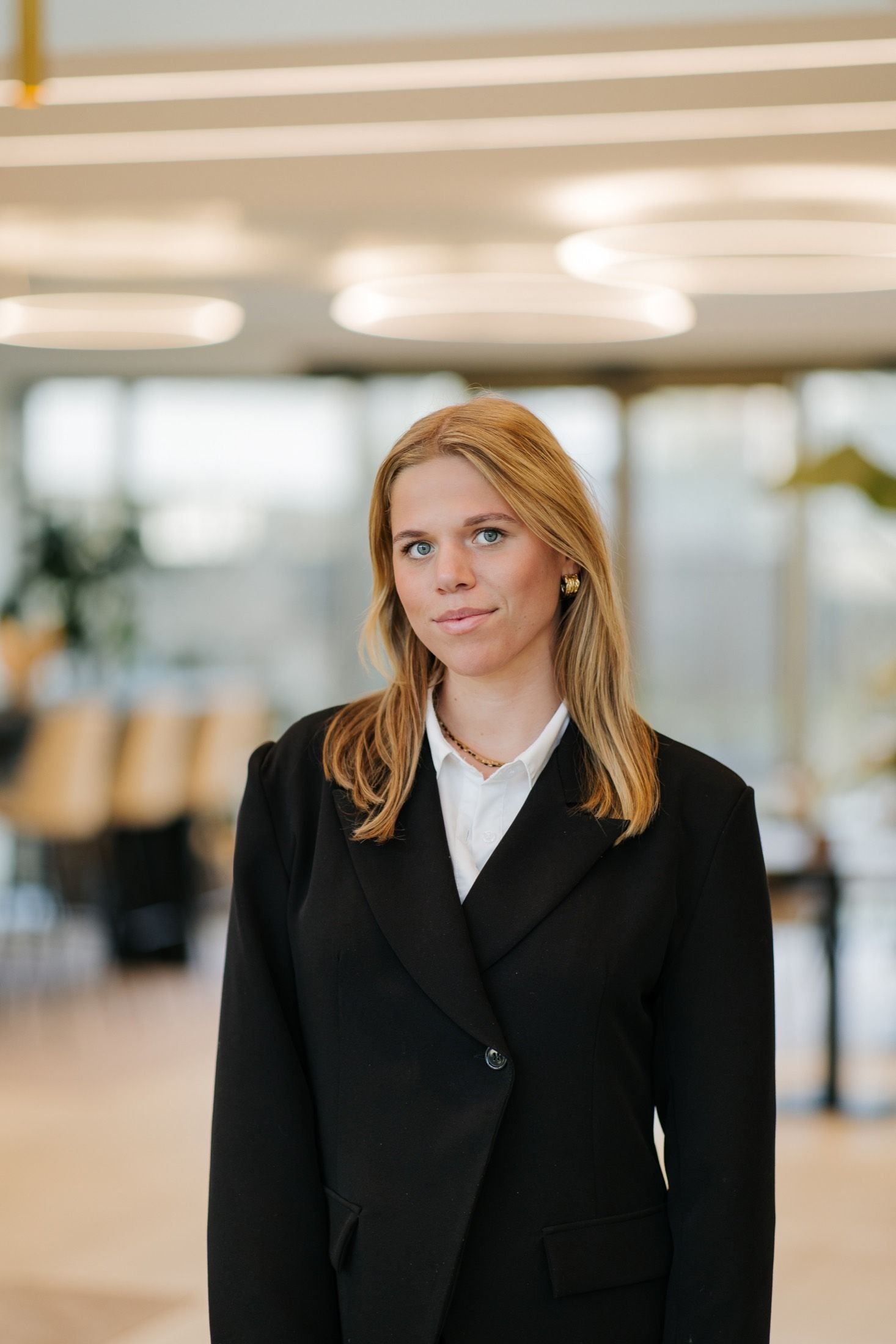 Babette Ernest | Content Creator